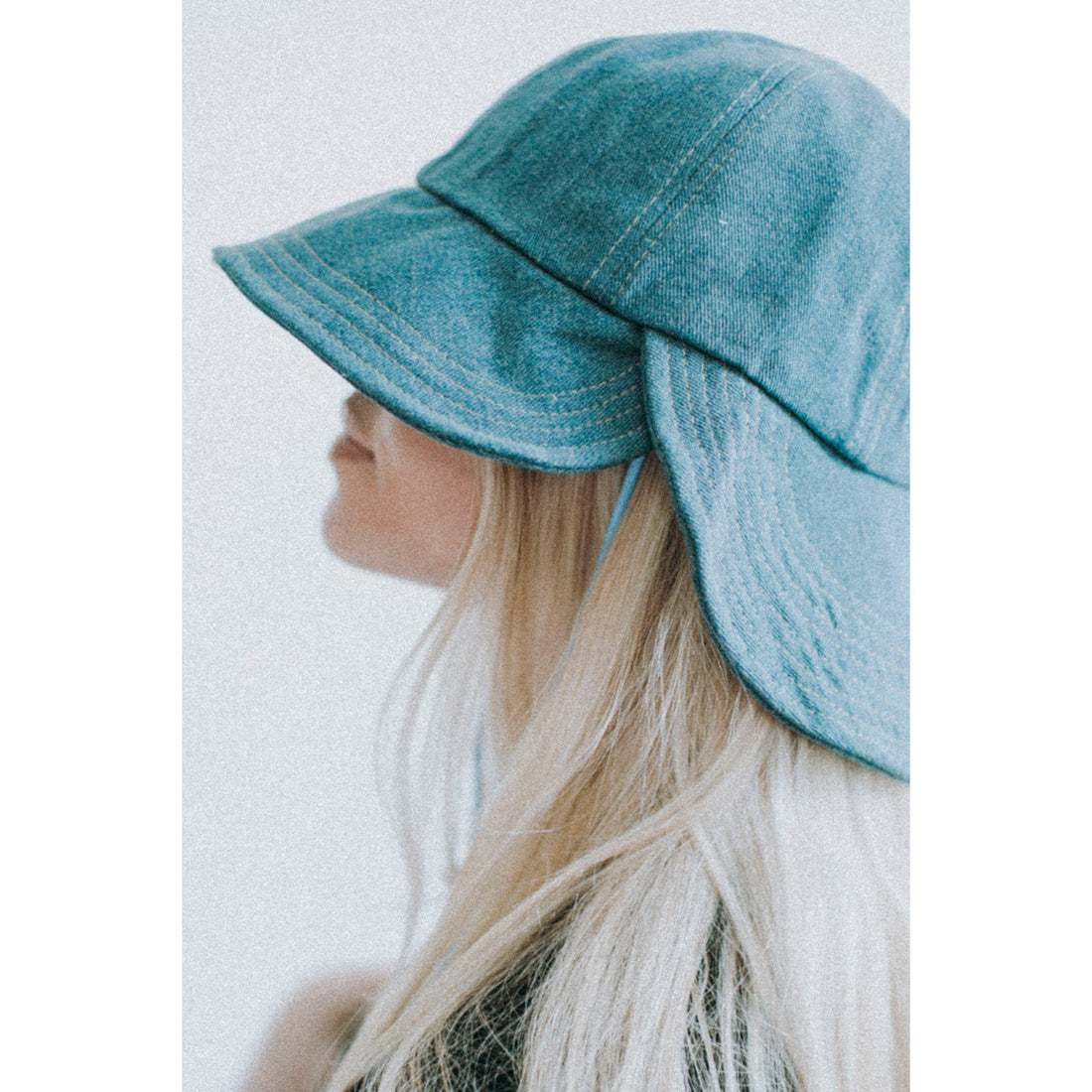 Hansel from Basel Tulip Bucket Hat in Denim